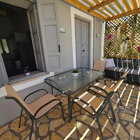Elia House Of Chalki Apartament